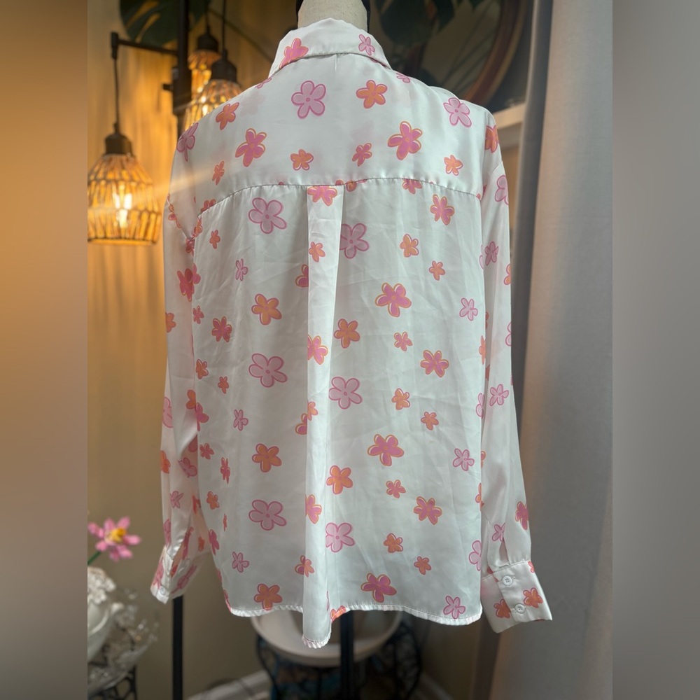 Peppermayo White Button-Down Blouse with Pink & Orange Floral Print - Picture 7 of 11